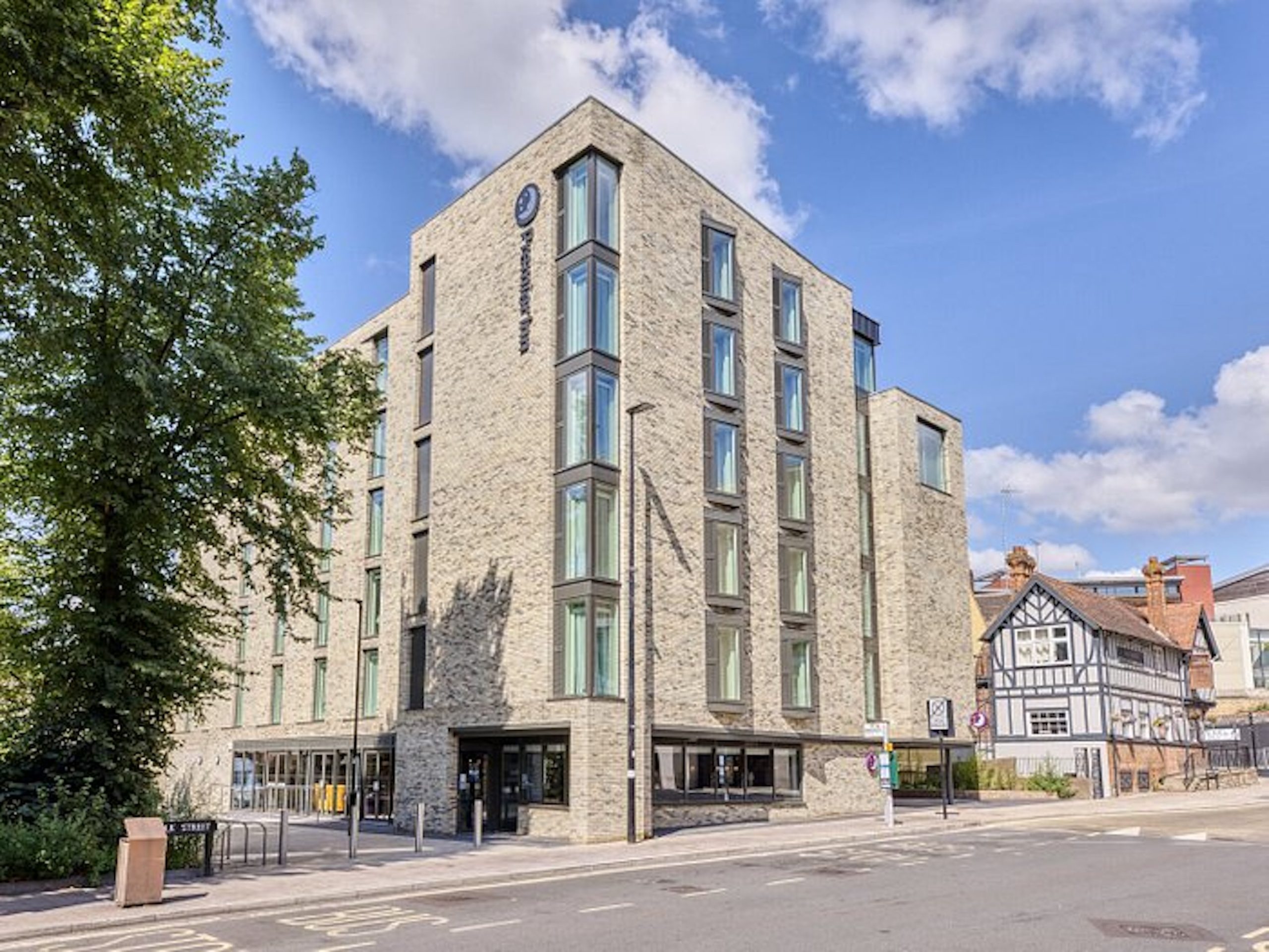 Read more about the article Premier Inn Greyfriars Oxford