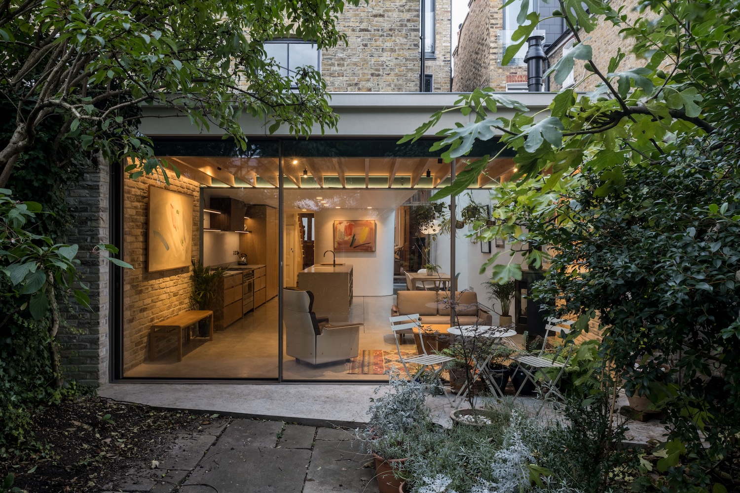 Read more about the article Hambalt Road, Clapham