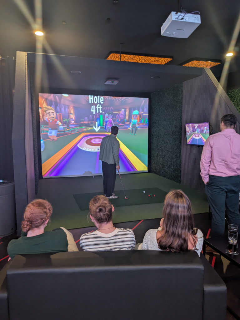 Glo social golf room